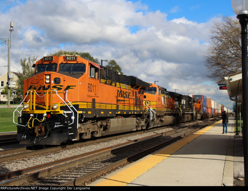 BNSF 6011